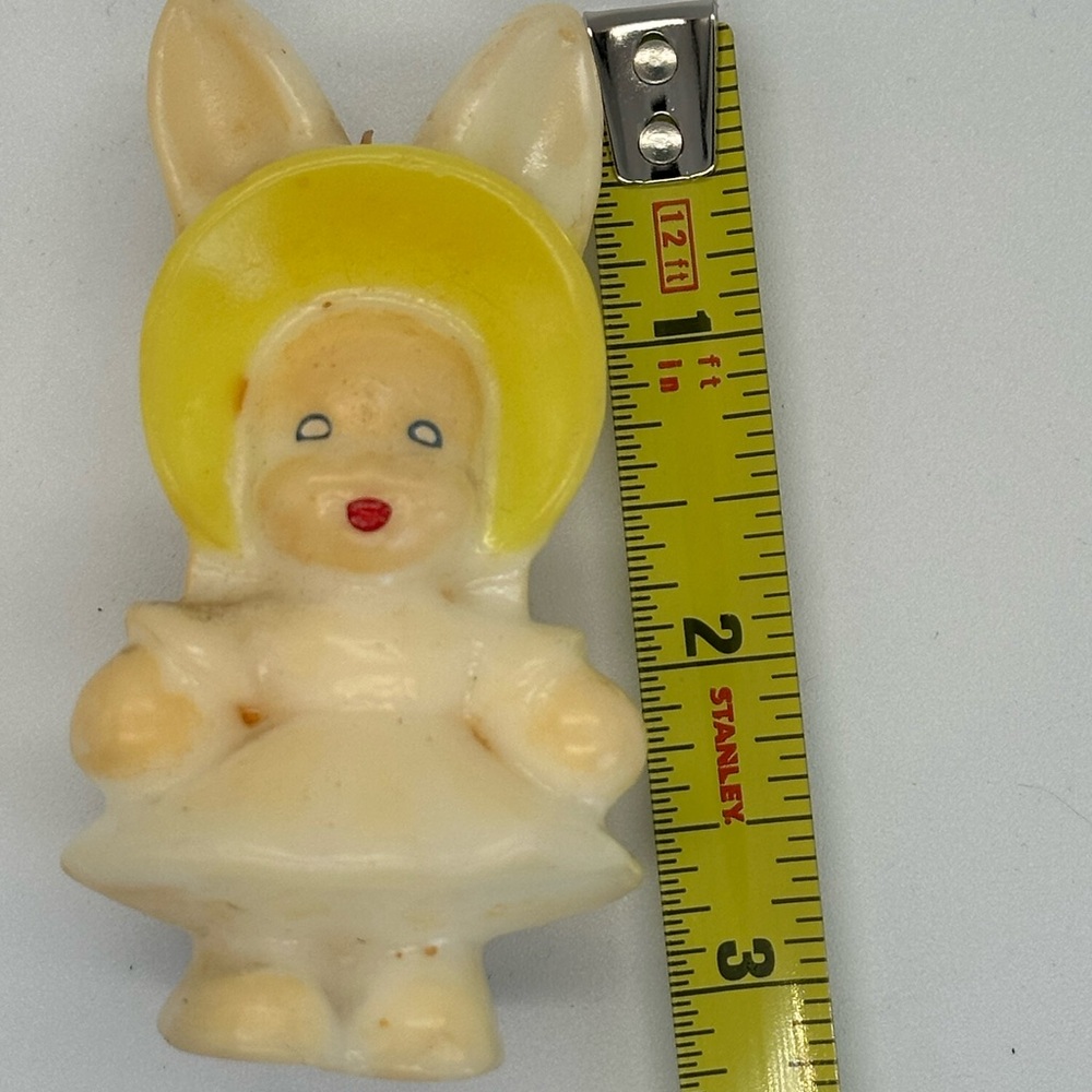 Vintage Gurley Bunny Figurine with Yellow Hat🐣🐥 - Picture 7 of 8